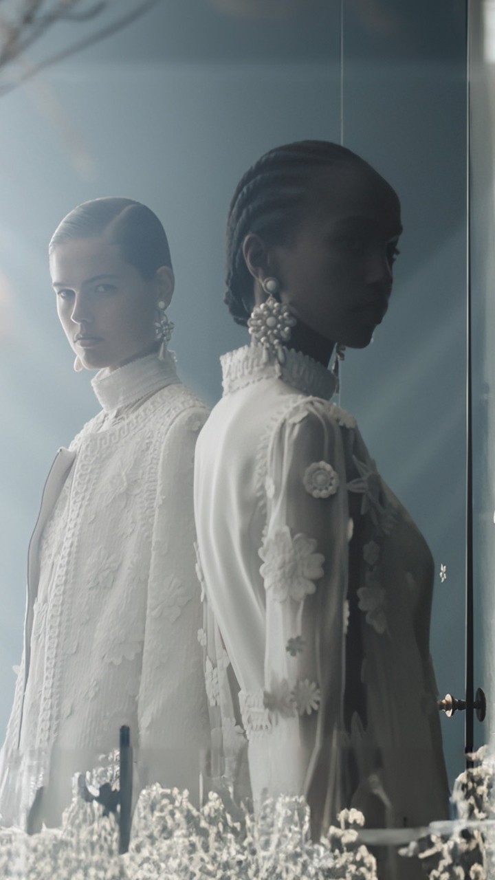 Andrew GN, Paris 2021
Client: @andrewgn
Production: @neighborhood.production
D