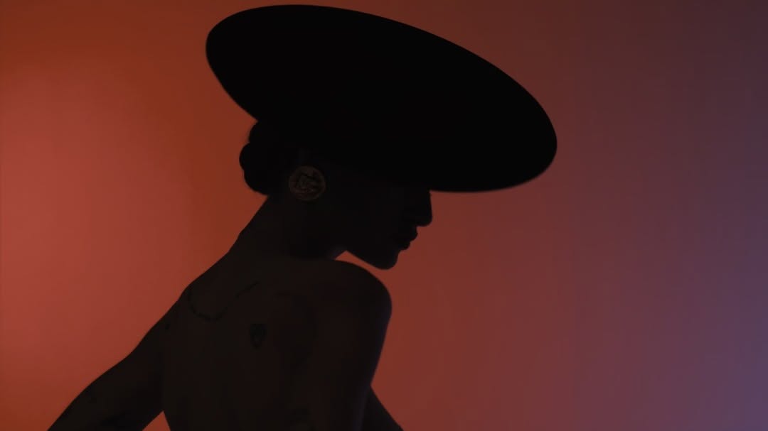 Magazine: @numeroswitzerland
Photographer: @jvdasberra
Talent: @chiarascelsi at